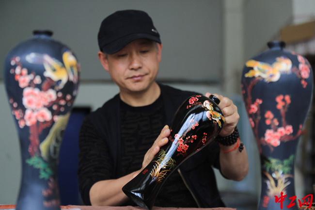高光友：让大方漆器“活起来”